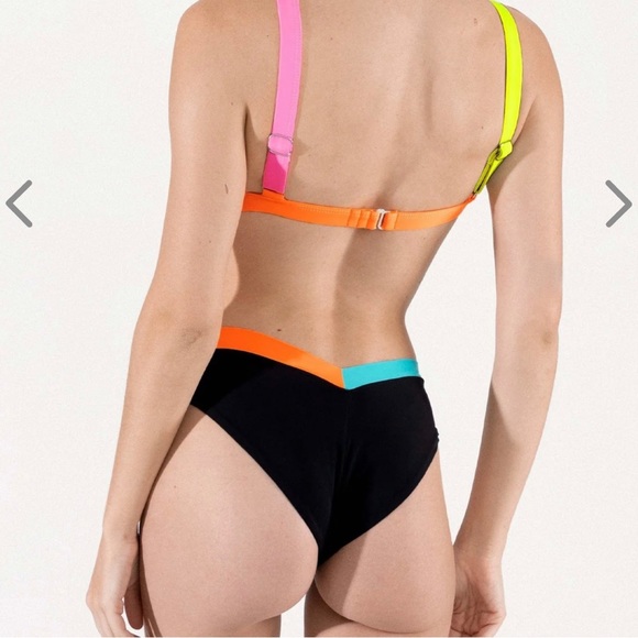 Oneone Bikini BNWT - Picture 3 of 6